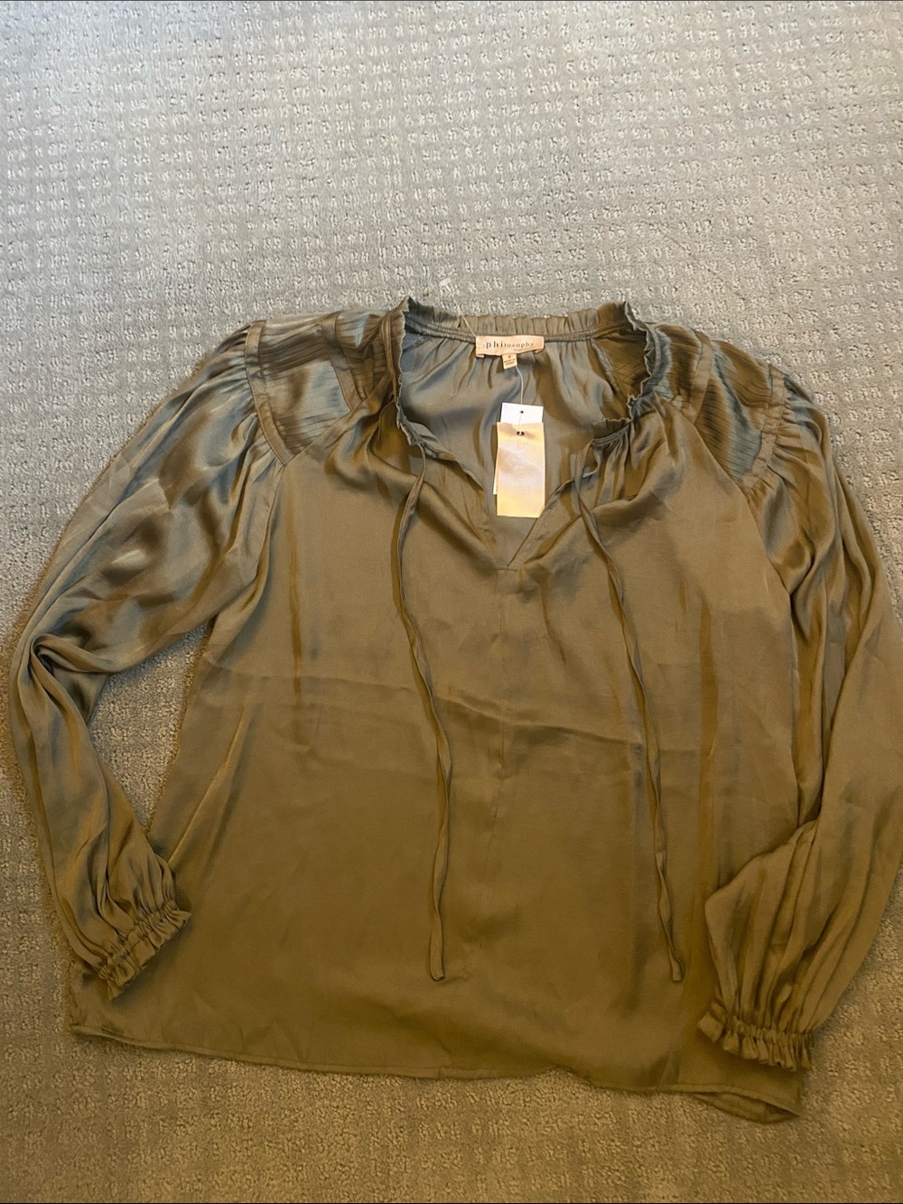 Philosophy Olive Green Long-Sleeve V-Neck Peasant Blouse Size S